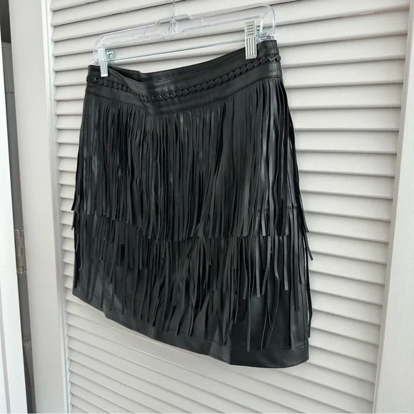 NWOT Wilson’s Leather Faux Leather Fringe Mini Skirt - Picture 4 of 9